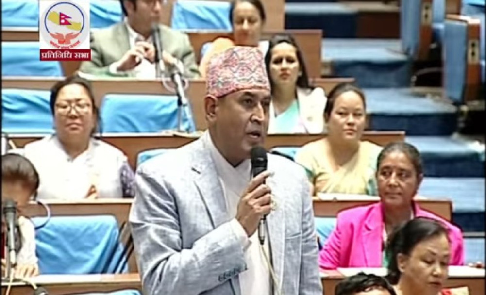 रामहरिको प्रस्ताव- पहाडका गाउँ उजाड भइसके, बाँदरलाई चीनतिर बेचेर आम्दानी गरौँ