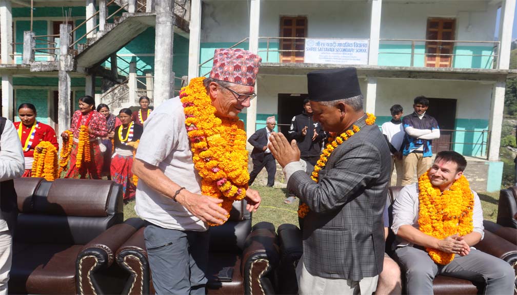 अमेरिकी नागरिक जिम्मरी ओरेल्ली र भौनेरावासीको पुर्नमिलन