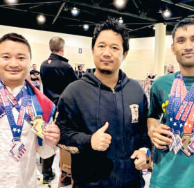 अमेरिकामा कमललाई तीन पदक