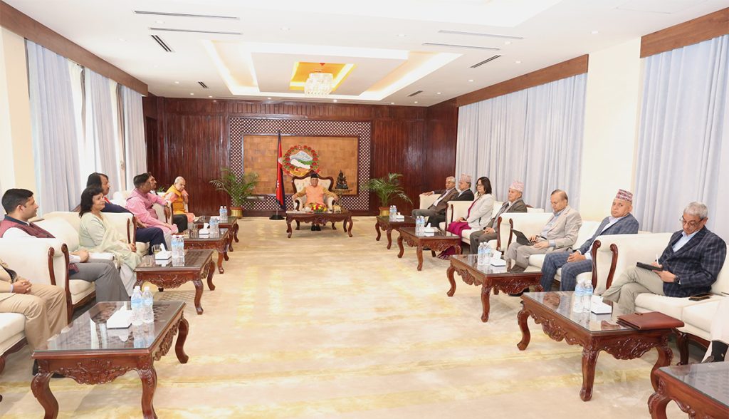 भीड जम्मा गरेर न्याय निरुपण प्रभावित नगर्न रास्वपालाई सत्ता पक्षको आग्रह