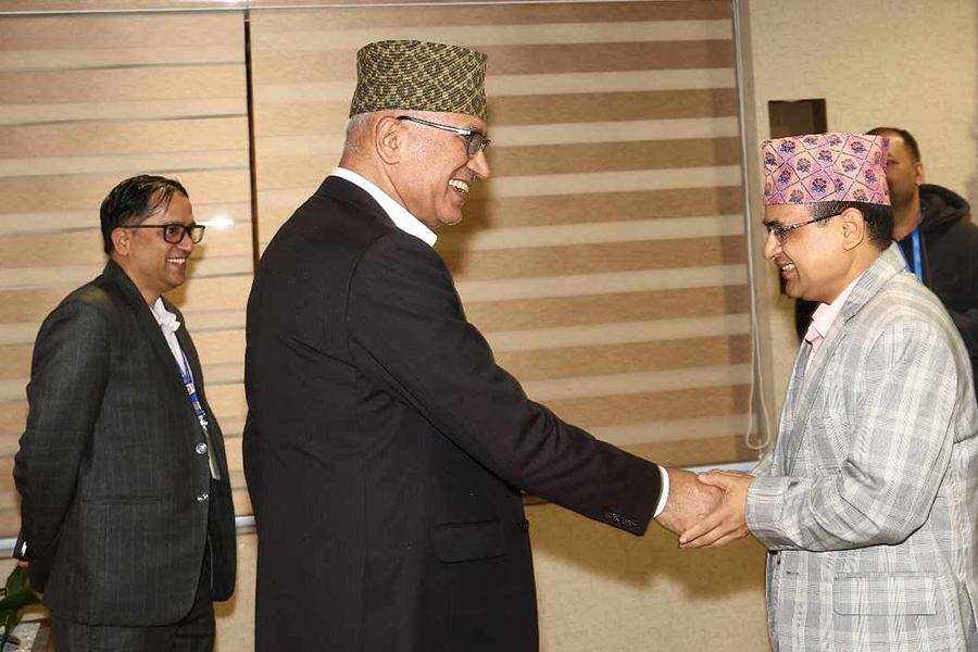 अमेरिकाबाट स्वदेश फर्किए अर्थमन्त्री