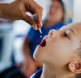 आज र भोलि देशैभर भिटामिन ‘ए’ सँगै जुकाको औषधि खुवाइँदै