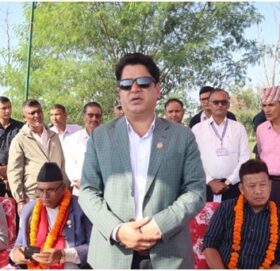 सुक्खा बन्दरगाह निर्माण छिट्टै अघि बढ्छः उद्योगमन्त्री भण्डारी