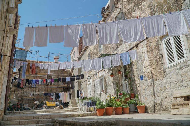 यस्तो अनौठो हर्कतले जसलाई पुर्यायो जेल