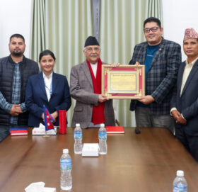 सुदूरपश्चिम महोत्सव उद्घाटनका लागि प्रधानमन्त्री ओलीलाई निमन्त्रणा