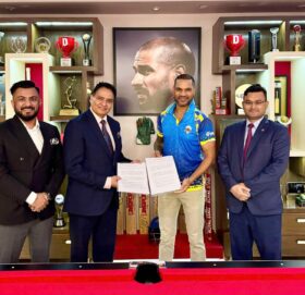 भारतका शिखर धवनले कर्णाली याक्सबाट एनपीएल खेल्ने