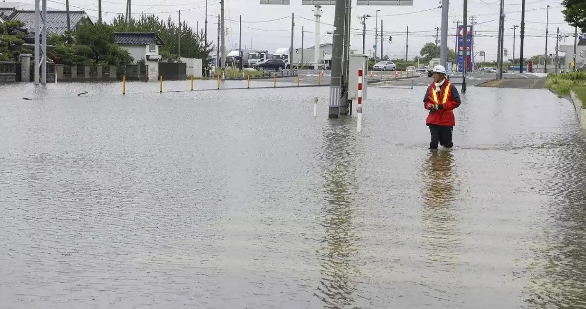 जापानमा भारी वर्षा, २ लाख मानिसलाई सुरक्षित स्थानमा जान आग्रह