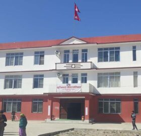 माग सम्बोधन गर्ने प्रतिवद्धतापछि बुढीनन्दामा लगाएको ताला खुल्यो