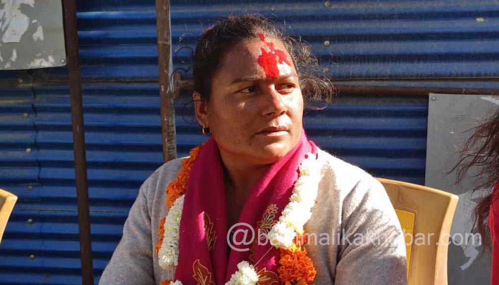 स्थानीय तह उपनिर्वाचन : स्वामिकार्तिकमा एमाले उम्मेदवार बुढाले गरिन उम्मेद्धारी दर्ता