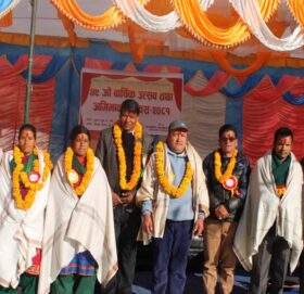 कीर्तिचौर माबिद्धारा उत्कृष्ट विद्यार्थीका अभिभावकलाई  सम्मान