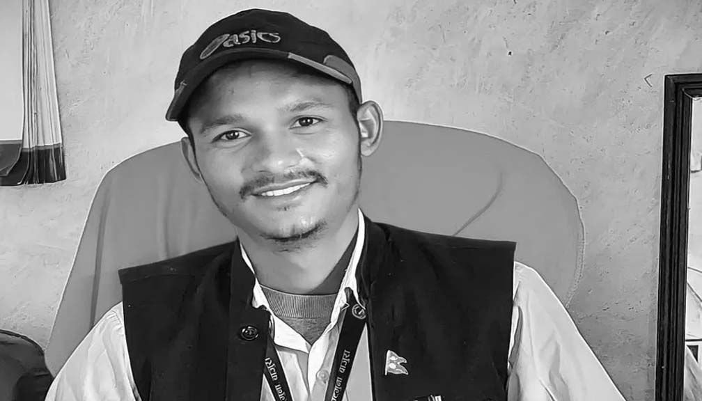 बाजुराका एक स्वास्थ्यकर्मीको मोटरसाइकल दुर्घटना हुँदा धनगढीमा मृत्यु