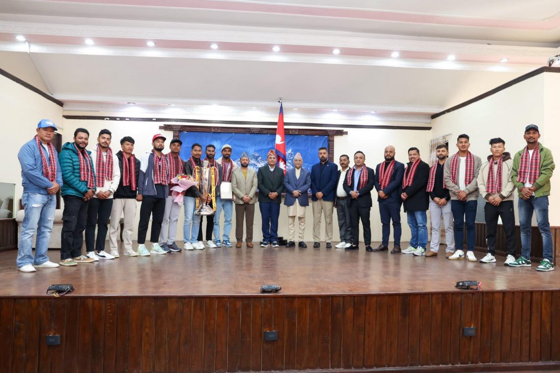 एनपीएल विजेता जनकपुर बोल्ट्सलाई प्रधानमन्त्री ओलीकाे सम्मान