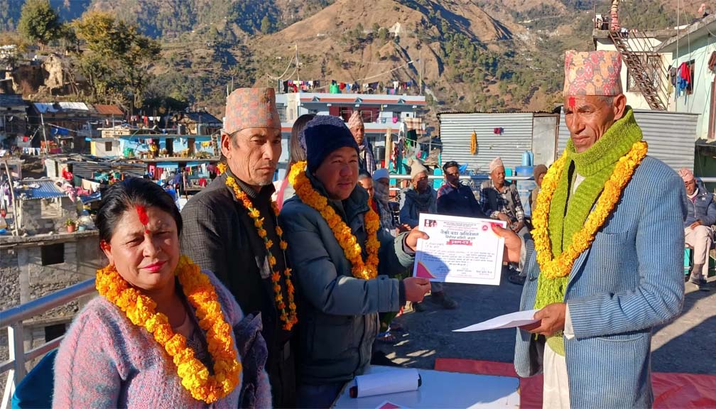 एमाले बडीमालिका ९ नम्वर वडा कमिटीको अध्यक्षमा उपाध्याय