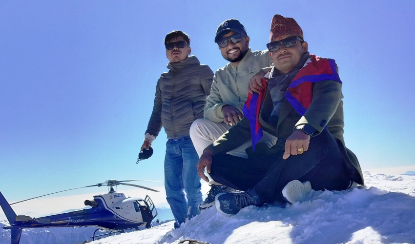 हेलिकोप्टरबाट बडीमालिका दर्शनका लागि तीन दिनमा पुगे ५० जना