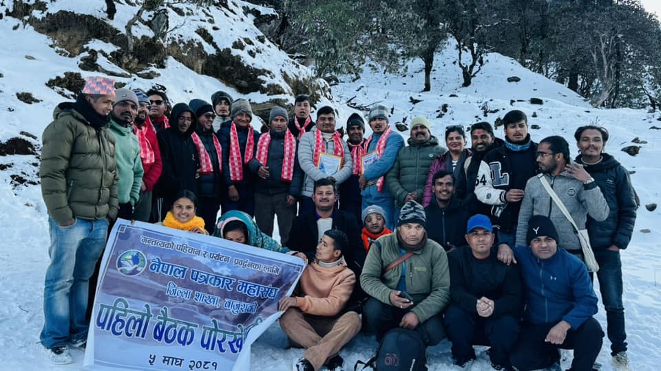 पत्रकार महासंघ बाजुराको पहिलो बैठक विभिन्न निर्णय गर्दै पोरखेगढीमा सम्पन्न