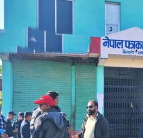 कैलालीका पत्रकारहरूको दुर्घटना र स्वास्थ्य बिमा गरिने