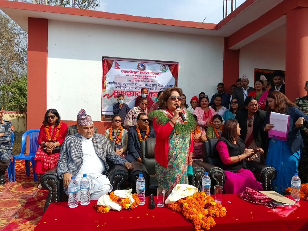 चिसापानी-गड्डाचौकी सडकखण्ड ६ लेनको बन्छ : परराष्ट्रमन्त्री