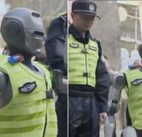 जब चीनका सडकमा ओर्लिए रोबोट पुलिस !