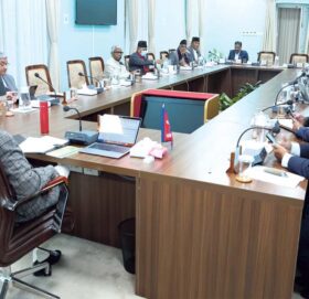 सार्वजनिक खर्चमा कडाइ, भत्ता र सुविधा कटौती