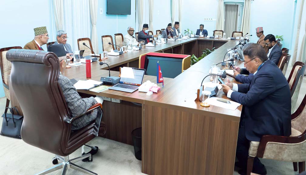 सार्वजनिक खर्चमा कडाइ, भत्ता र सुविधा कटौती