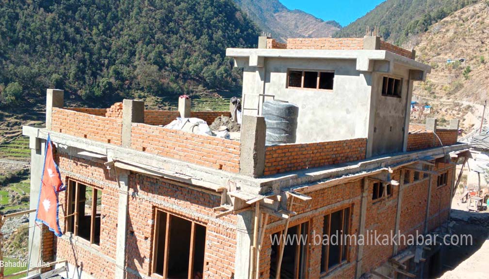 खप्तड छेडेदह ५ को वडा कार्यालय निर्माण कार्य अन्तिम चरणमा