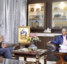 शिक्षकका मागलाई शीघ्र सम्बोधन गर्नुपर्छ : प्रचण्ड