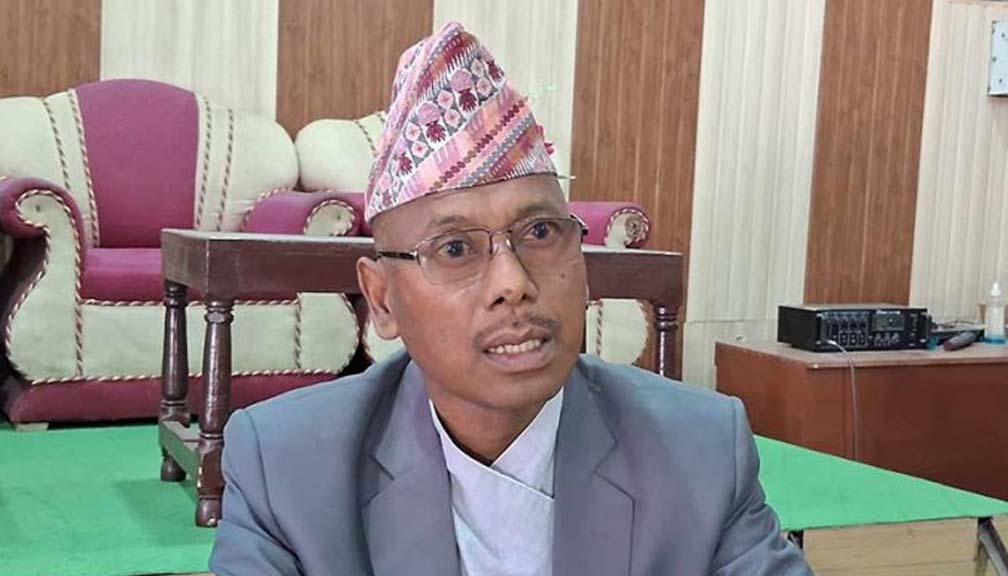 विवादमा तानिएपछि सुदूरपश्चिमका वनमन्त्री चौधरीले दिए राजीनामा