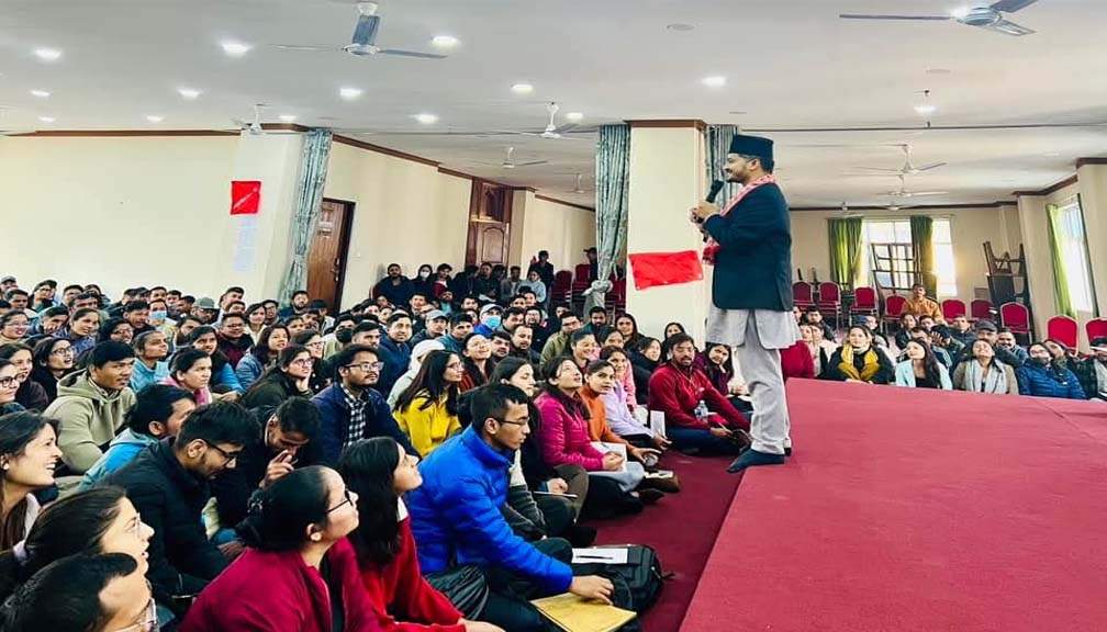 अनेरास्ववियु जनप्रशासनले गर्यो मेमोरी पावर सेमिनार