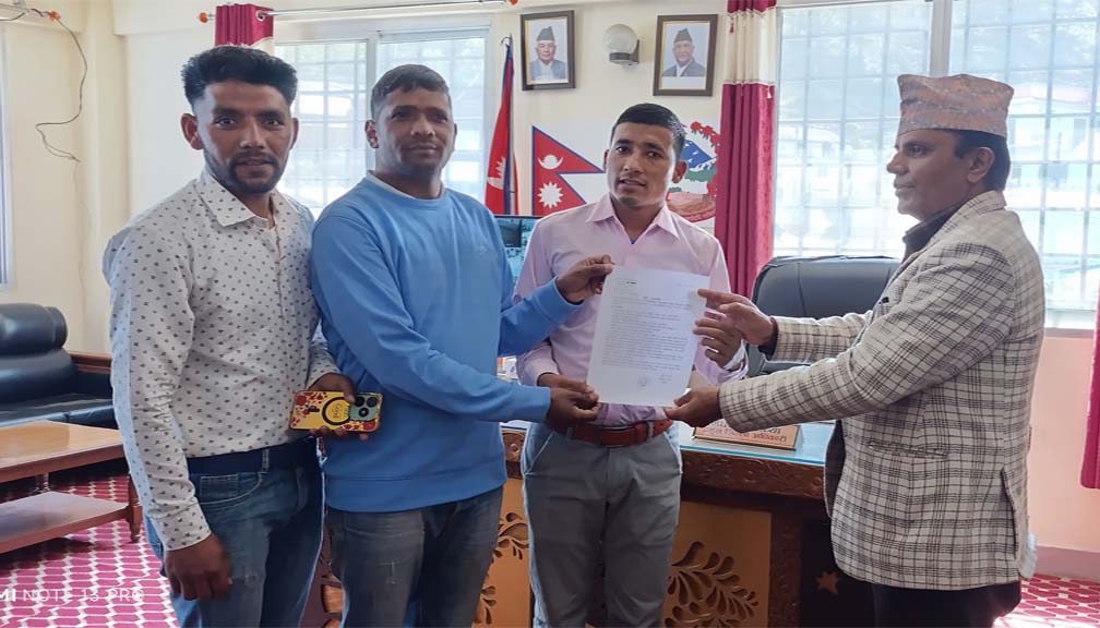 पत्रकारको हत्याका दोषिलाई कारवाहीको माग गर्दै प्रधानमन्त्रीलाई ध्यानाकर्षण पत्र