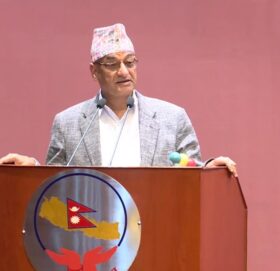 केबलकार निर्माणको विरोधमा उत्रिएकाहरूलाई वार्तामा आउन आह्वान