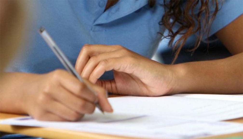 बाजुराको एक परीक्षा केन्द्रबाट दुई दिनकी सुत्केरी एसईई दिदैँ