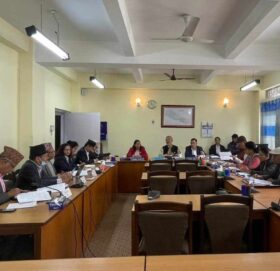 एसईई नगर्ने, आधारभूत तहको स्थानीयले, माध्यमिक तहको बोर्डले परीक्षा लिने सहमति