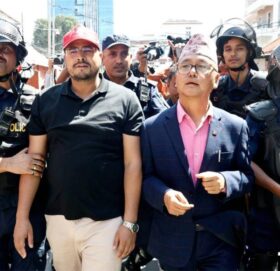 सिंहदरबारभित्रै प्रदर्शन गरेपछि राप्रपा नेताहरु पक्राउ