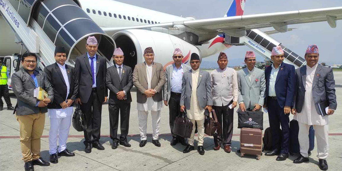 सुदूरपश्चिमका मुख्यमन्त्री शाहसहितको टोली भारत प्रस्थान