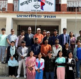 पूर्वमन्त्री गिरीद्धारा बाजुरा क्याम्पसको अनुगमन