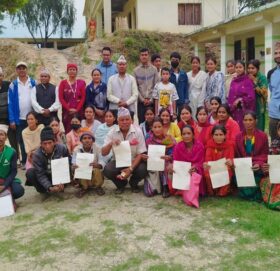 बुढीगंगा नगरपालिका-९ का भूमिहिनलाई निस्सा वितरण