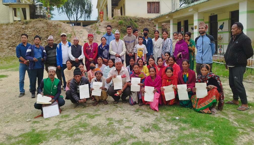 बुढीगंगा नगरपालिका-९ का भूमिहिनलाई निस्सा वितरण