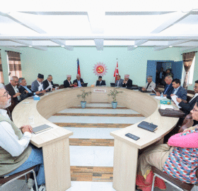 एमाले सचिवालय बैठक बस्दै