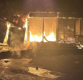 अछामकाे साँफे बजारमा आगलागी  १० पसल जले