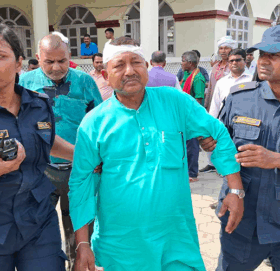 एमाले धनुषा अधिवेशनमा झडप, ५ जना घाइते