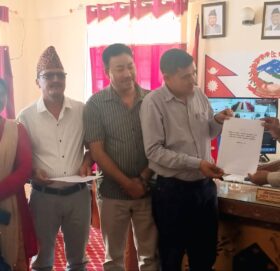 बाजुराका नागरिक संघ–संस्थाद्धारा प्रमुख जिल्ला अधिकारी मार्फत कानुनी सुधारको माग सहित सरकारलाई आधार पत्र