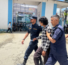 फर्जी मतदाता पक्राउ परेपछि युवा संघको चुनावमा तनाव