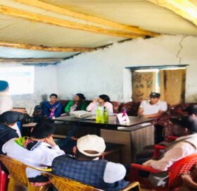 खप्तड छेडेदह ३ मा विद्यालय स्वास्थ्य तथा पोषण कार्यक्रम प्रभावकारी कार्यान्वयन गर्न अभिमुखीकरण