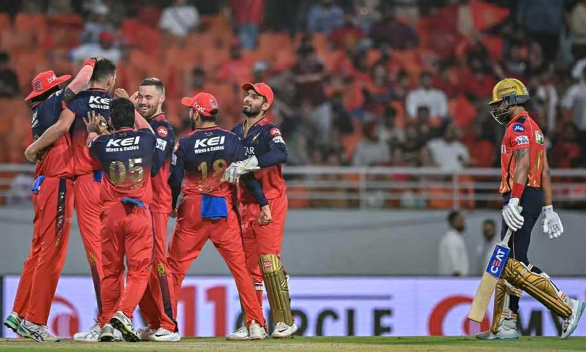 पन्जाबलाई हराउँदै आरसीबी ९ वर्षपछि आइपीएलको फाइनलमा