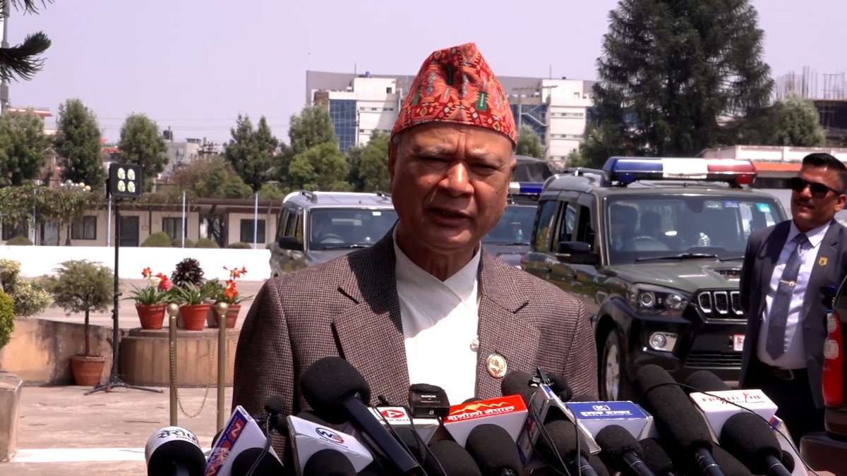 विद्यालय शिक्षा विधेयकमाथि हतारमा टीकाटिप्पणी गर्नु उचित हुँदैन : शिक्षामन्त्री