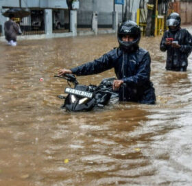 भारतको उत्तरपूर्वमा मनसुनी वर्षाका कारण ३० जनाको मृत्यु