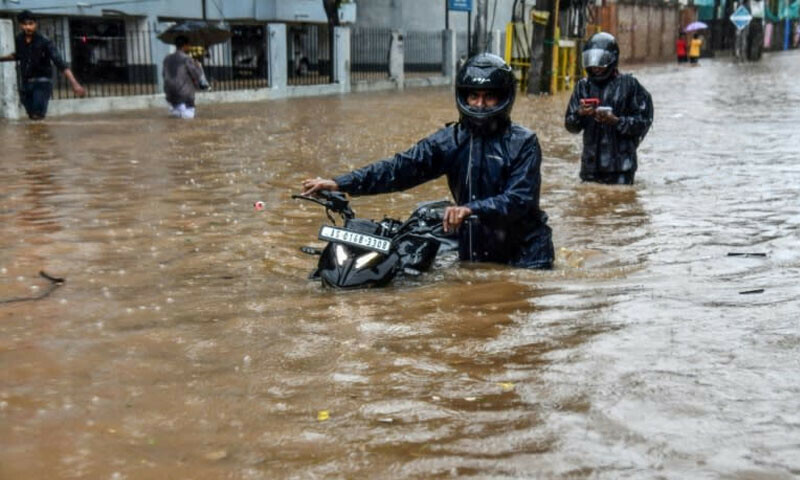 भारतको उत्तरपूर्वमा मनसुनी वर्षाका कारण ३० जनाको मृत्यु