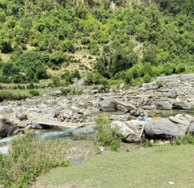 बाजुराको बौडीमा १४ बर्ष सम्म पनि झोलङ्गे पुल बनेन