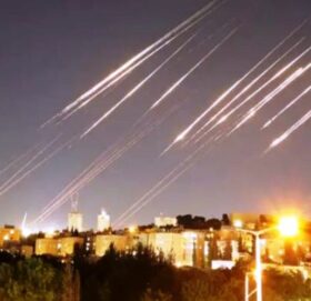 इरान-इजरायल युद्ध: दुई सय २४ इरानीको मृत्यु, तेहरान छाड्नेको भीड