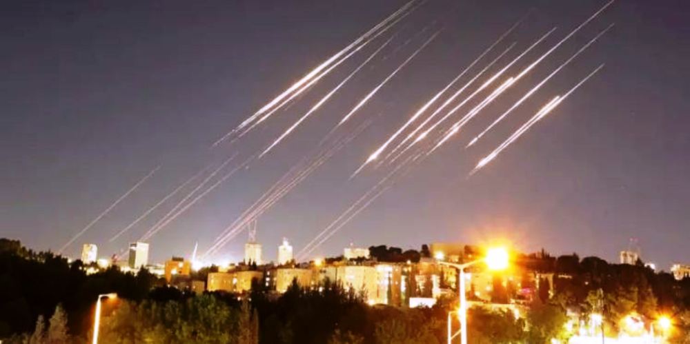 इरान र इजरायल दुवै पक्षबाट रातभर आक्रमण